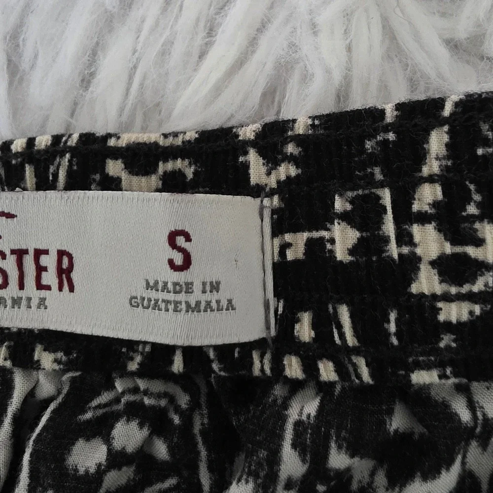 Hollister Womens Black White Geometric Tribal Sharkbite Hem Midi‎ Skirt Small
